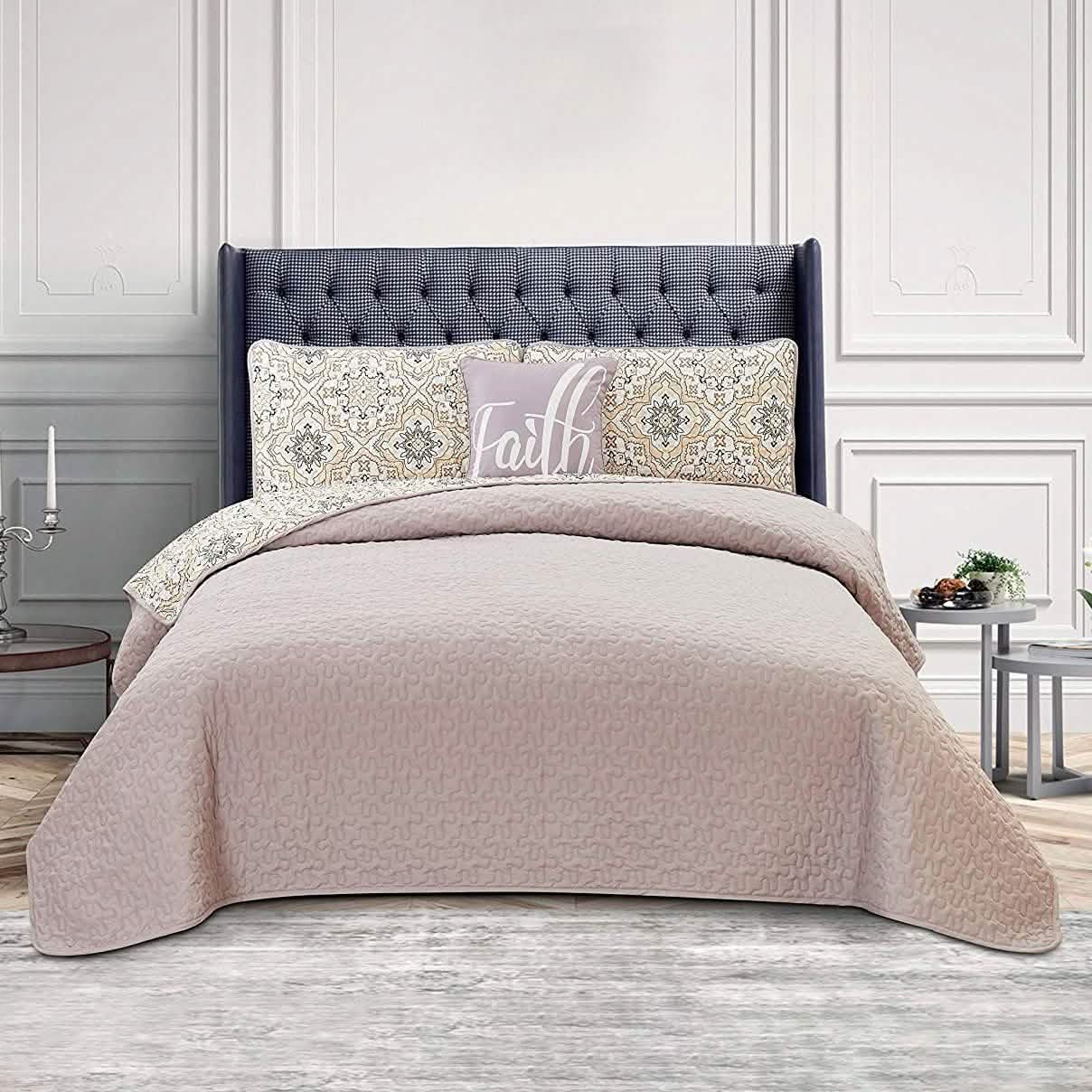 4-Piece: Reversible Quilt Set - Assorted Styles
