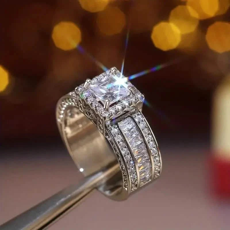 Shiny Halo Ring Inlaid Square Cut Shiny Zirconia Ring